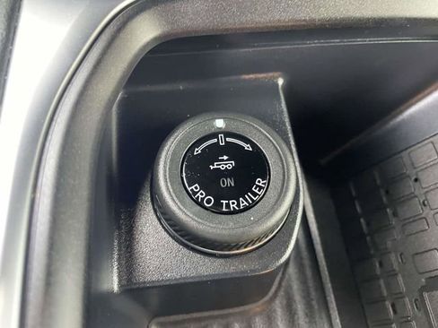 Certified 2025 Ford Expedition Platinum w/ Stealth Performance Package image 26