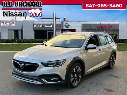 Used 2019 Buick Regal Essence w/ Driver Confidence Package I