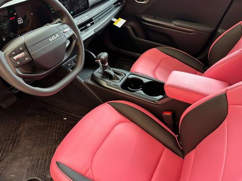 New 2026 Kia K4 LX image 5