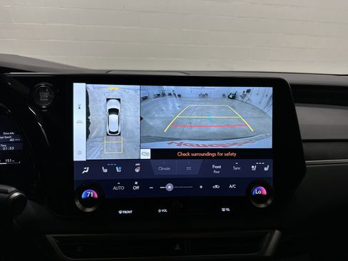 Used 2025 Lexus RX 350 AWD image 25