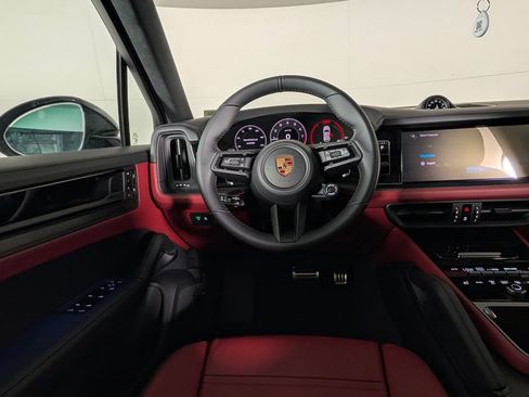 New 2026 Porsche Cayenne GTS AWD/4WD image 21