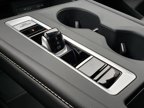 New 2026 Volkswagen Atlas SE image 11