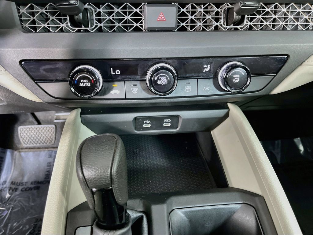 Used 2024 Honda Accord LX image 19