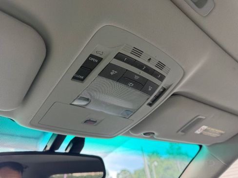 Used 2011 Lexus RX 350 AWD w/ Premium Pkg image 16