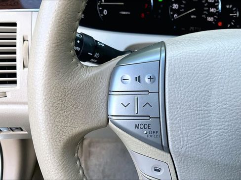 Used 2008 Toyota Avalon XLS FWD image 22