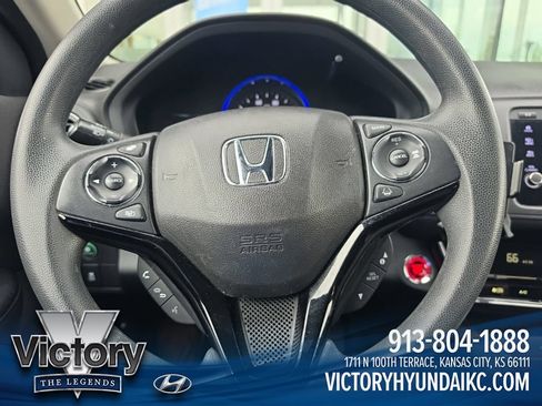Used 2021 Honda HR-V EX image 5