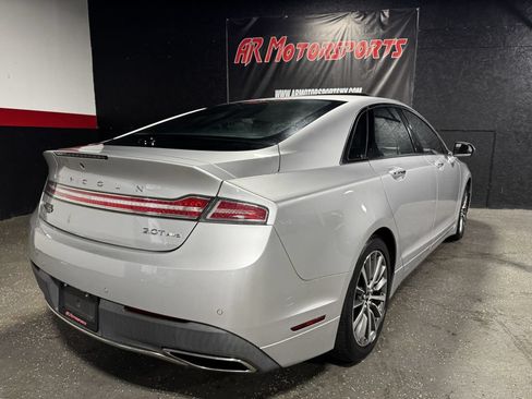 Used 2018 Lincoln MKZ Select w/ Select Plus Package AWD/4WD image 5