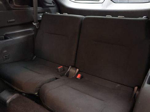 Used 2024 Mitsubishi Outlander ES FWD image 30