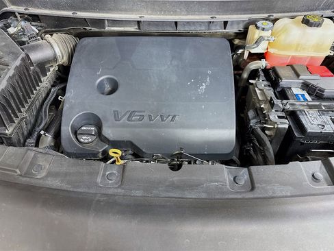 Used 2020 Buick Enclave Essence w/ Sound and Sites Package image 38