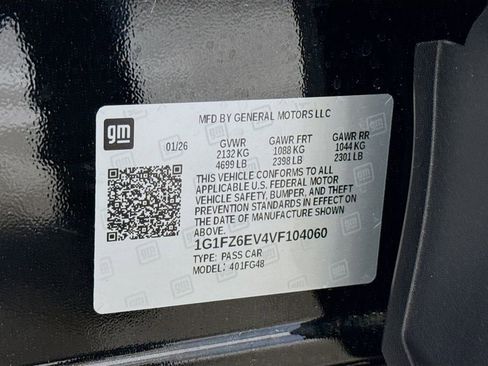 New 2027 Chevrolet Bolt RS FWD image 33