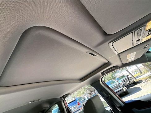 Used 2021 Honda CR-V Touring image 24