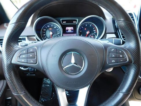 Used 2018 Mercedes-Benz GLS 450 4MATIC image 21