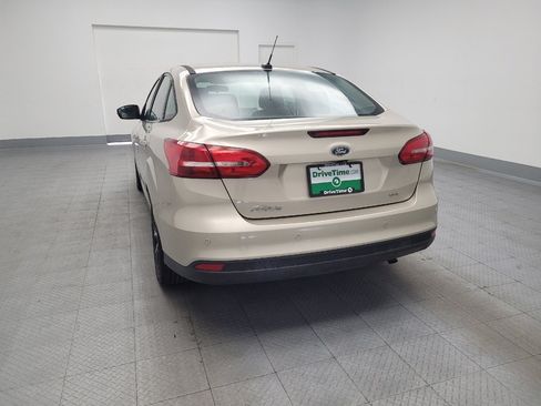 Used 2018 Ford Focus SEL FWD image 6