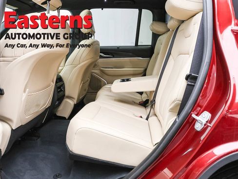 Used 2023 Jeep Grand Cherokee 4WD 4xe w/ Luxury Tech Group II image 24