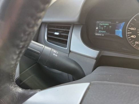 Used 2013 Ford Edge SEL AWD/4WD image 25