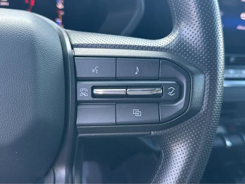 Used 2023 Chevrolet Colorado W/T image 21