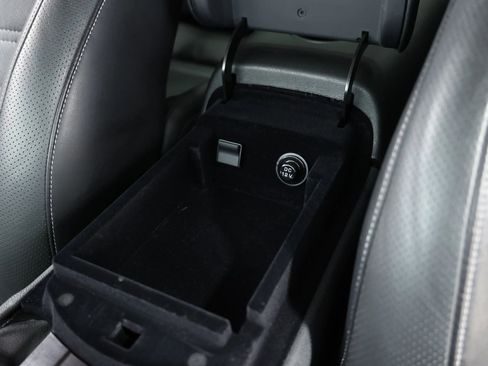 Used 2014 Nissan GT-R Premium image 39