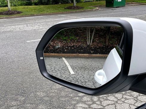 Used 2024 Volkswagen Atlas SEL Premium R-Line AWD/4WD image 31