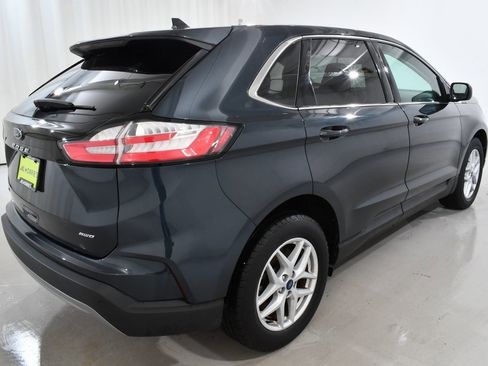 Used 2022 Ford Edge SEL w/ Convenience Package image 11