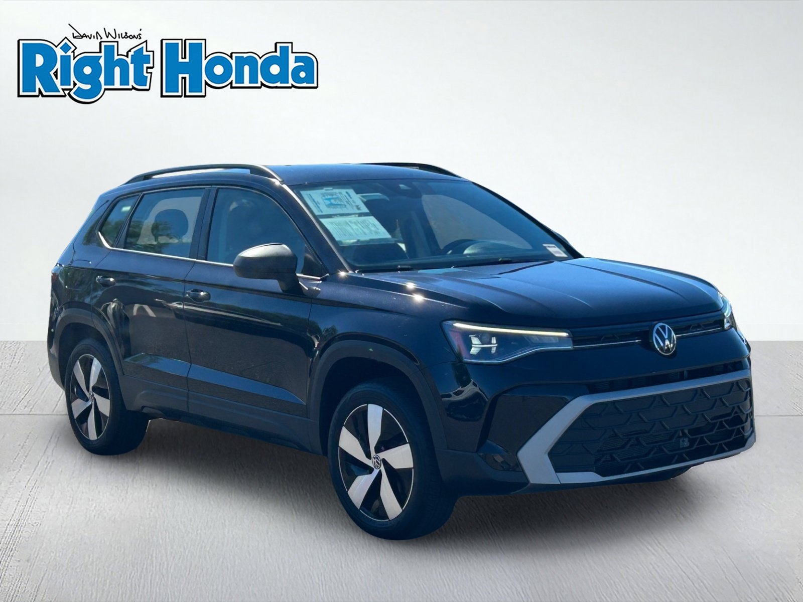 Used 2025 Volkswagen Taos S AWD/4WD image 7