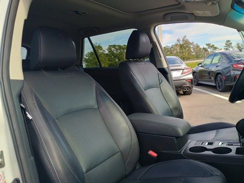 Used 2018 Subaru Outback 2.5i Limited image 24