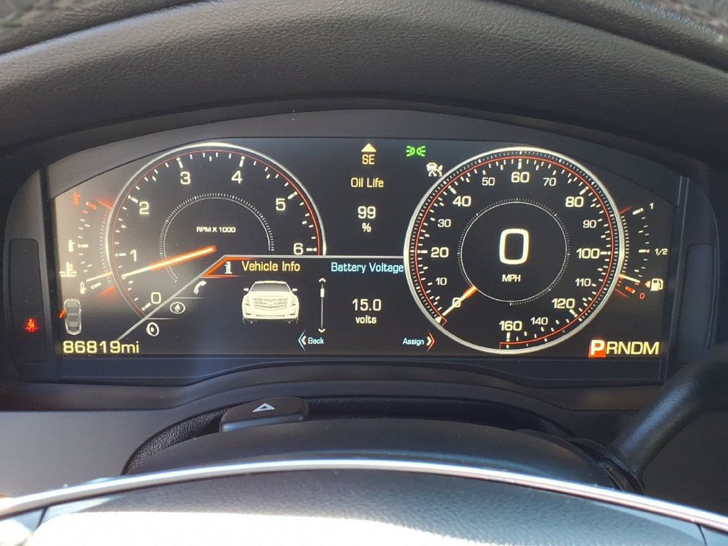 Used 2015 Cadillac Escalade ESV Premium AWD/4WD image 6