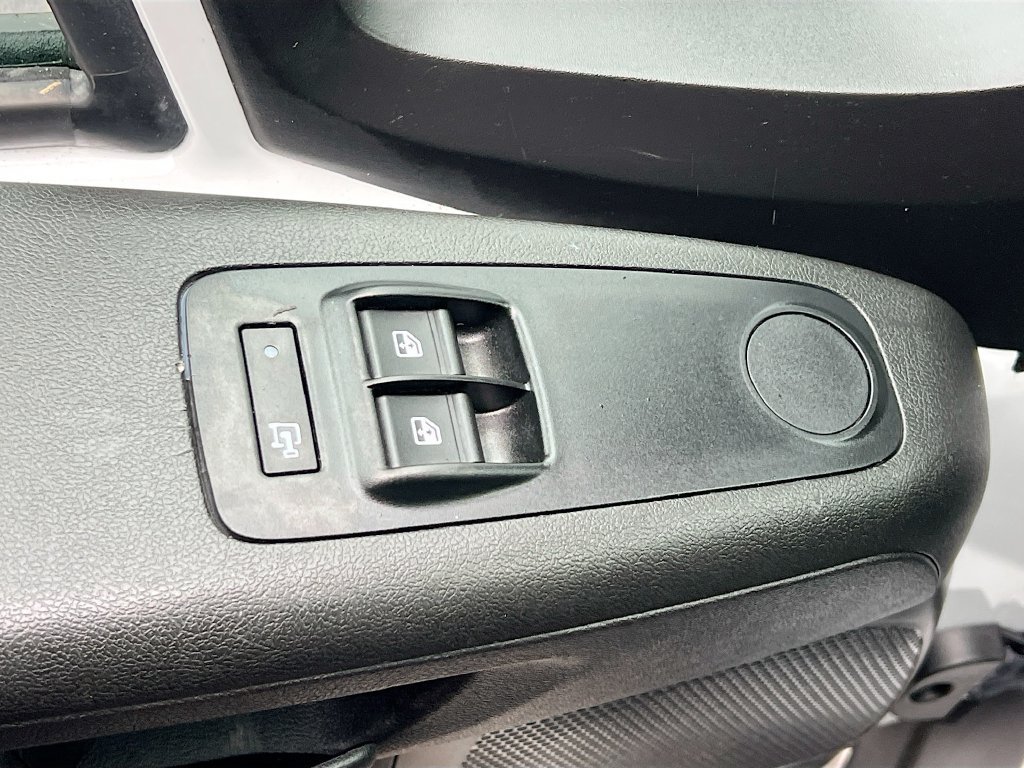 Used 2023 RAM ProMaster 2500 FWD image 17