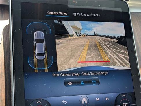 Used 2025 Mercedes-Benz C 300 Sedan image 12