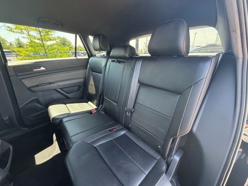 Used 2022 Volkswagen Atlas Cross Sport SE AWD/4WD image 6