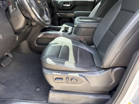 Used 2022 Chevrolet Silverado 2500 LTZ AWD/4WD image 9