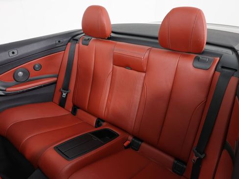 Used 2015 BMW M4 Convertible RWD image 11