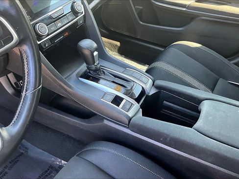 Used 2018 Honda Civic EX-T image 14