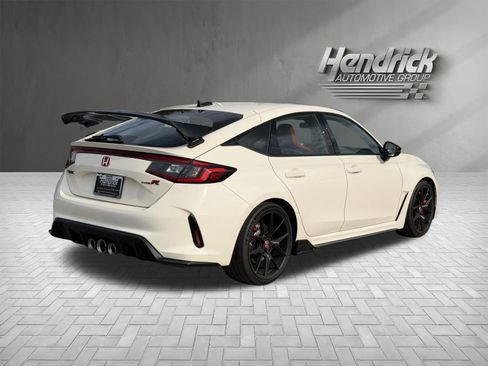 Used 2023 Honda Civic Type R image 10