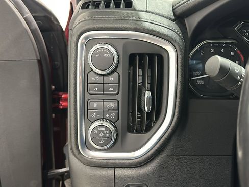 Used 2020 GMC Sierra 1500 SLT w/ SLT Premium Package image 16