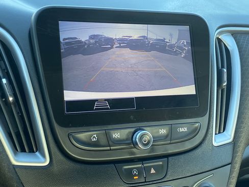 Used 2022 Chevrolet Malibu RS image 18