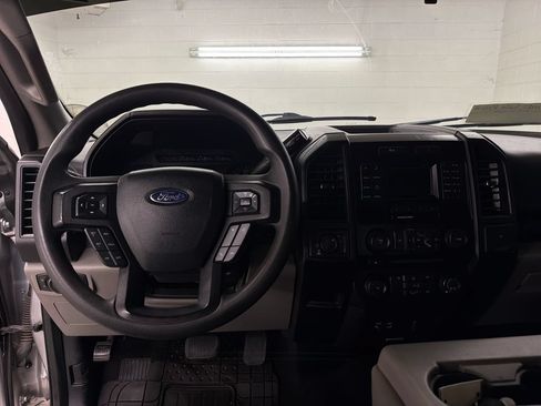 Used 2015 Ford F150 XL w/ Equipment Group 101A Mid AWD/4WD image 8