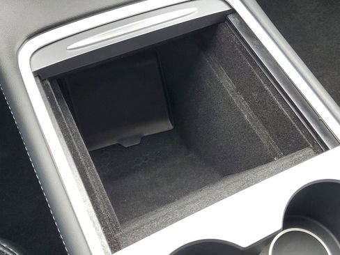 Used 2023 Tesla Model 3 Standard Range RWD image 29