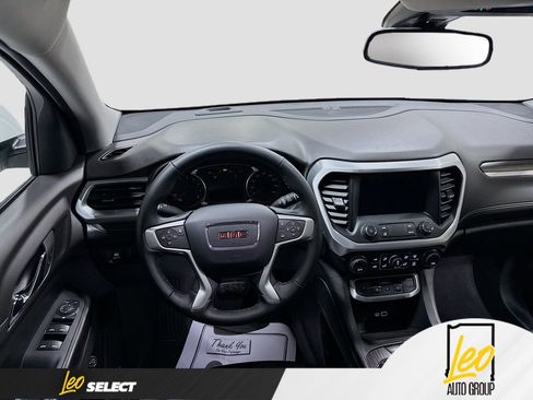 Used 2023 GMC Acadia SLT FWD image 22