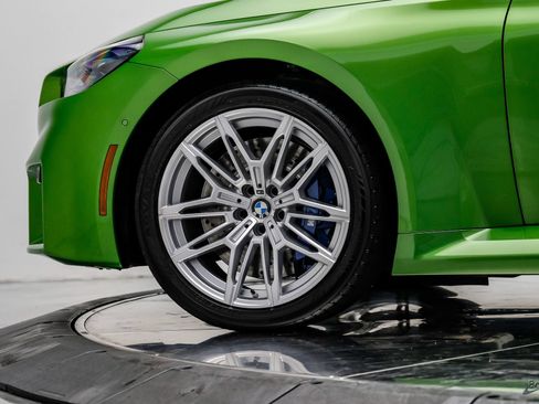 Used 2025 BMW M2 w/ Lighting Package RWD image 93