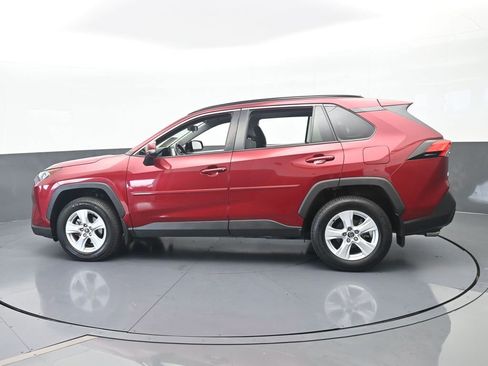 Used 2020 Toyota RAV4 XLE w/ Convenience Package image 3