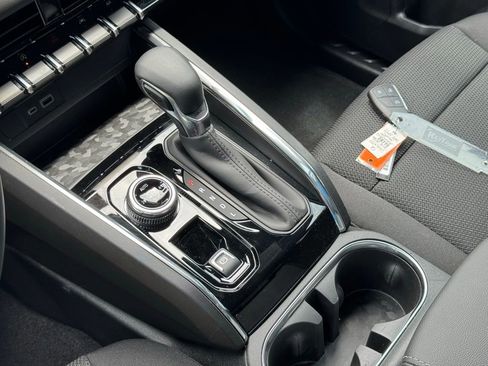 New 2025 GMC Canyon Elevation w/ Convenience Package image 27