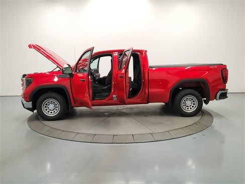 Used 2023 GMC Sierra 1500 Pro w/ Pro Value Package image 13