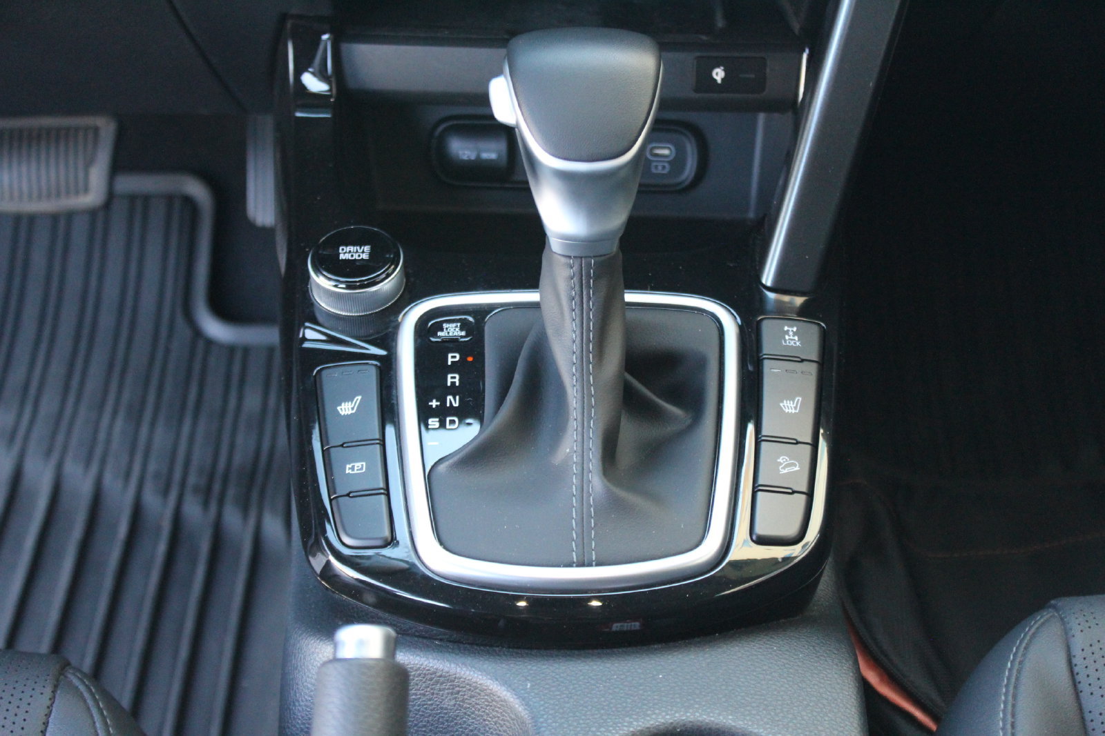 Used 2024 Kia Seltos EX AWD/4WD image 29