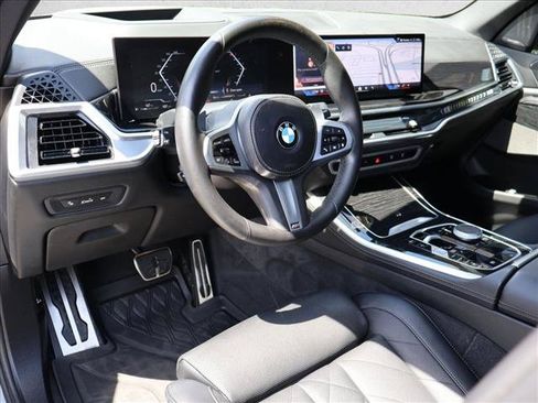 Used 2024 BMW X5 xDrive40i w/ M Sport Package AWD/4WD image 13