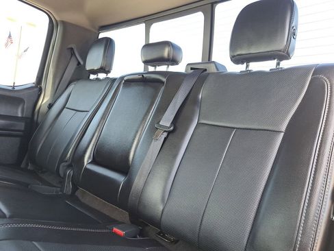 Used 2018 Ford F150 Lariat image 8