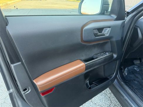 Used 2021 Ford Bronco Sport Outer Banks image 11