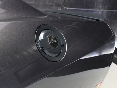 Used 2015 Dodge Challenger R/T Scat Pack image 9