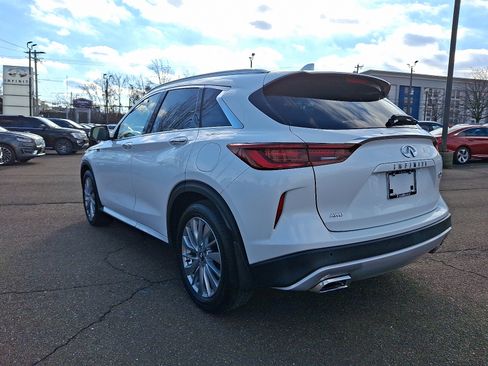 Certified 2023 INFINITI QX50 Luxe image 4