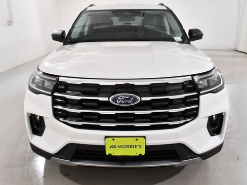New 2026 Ford Explorer Active w/ Active Comfort Package AWD/4WD image 3