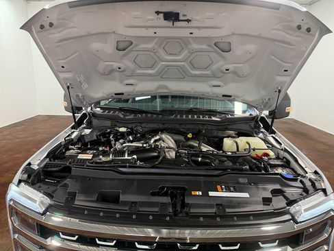 Used 2024 Ford F250 Lariat w/ FX4 Off-Road Package image 87